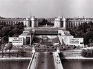 v dubnu 1952 se centrla NATO pesthovala do Pae do Palais de Chaillot...