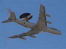 Letoun včasné výstrahy AWACS nad čáslavskou základnou