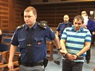 Roman Feko a Ladislav Fedk u Krajskho soudu v Hradci Krlov