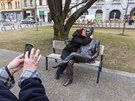 Centrum Prostjova oivila socha básníka a místního rodáka Jiího Wolkera...