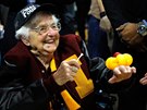 Jean Dolores Schmidtová neboli Sister Jean nosí letos tstí basketbalistm...