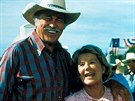 Howard Keel a Barbara Bel Geddesová v seriálu Dallas (1981)