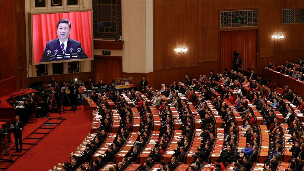 �ínský prezident Si �in-pching na plenárním zasedání parlamentu (20. b�ezna...