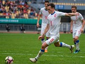 esk zlonk Vladimr Darida v utkn China Cupu zahrv penaltu, kterou...