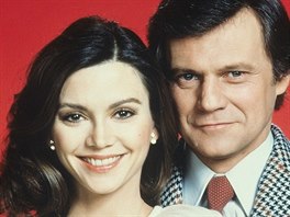 Victoria Principalová a Ken Kercheval v seriálu Dallas (1978)