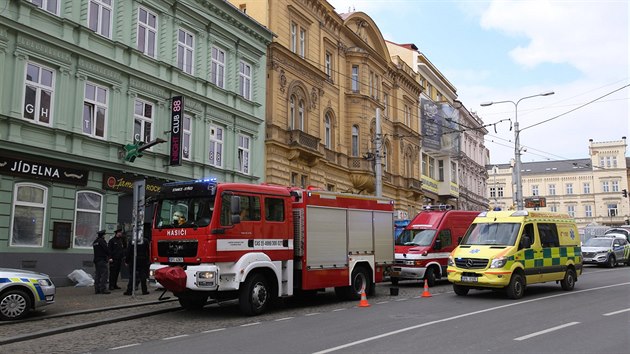 ena zatoila kyselinou na ti lidi v nonm podniku v centru Plzn. (24. bezna 2018)