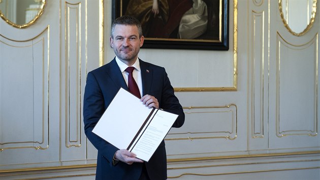 Pravdpodobn pt slovensk premir Peter Pellegrini (na snmku) pedal prezidentovi Andreji Kiskovi nov nvrh na sloen budouc vldy (21. bezna 2018).