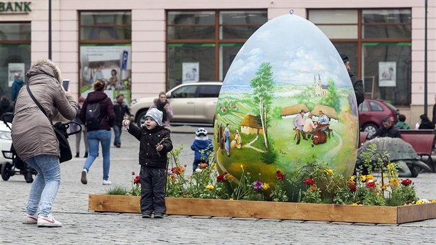 Olomouck Horn nmst ozdobila ob kraslice, kter pochz z Chorvatska.