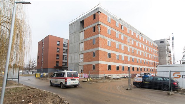 Dokončovaná stavba interny v nemocnici v Uherském Hradišti.