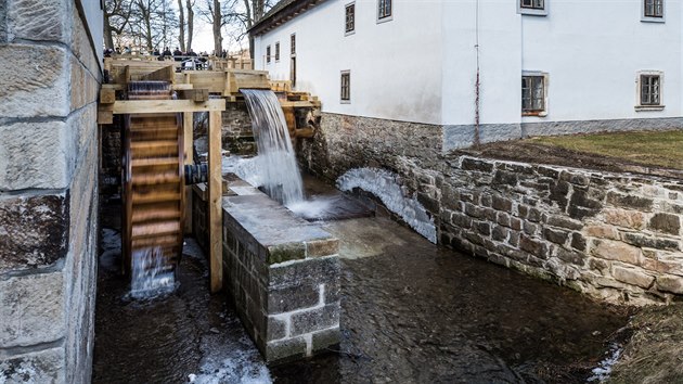 Památkáři obnovili náhon u Rudrova mlýna v Babiččině údolí (21. 3. 2018).