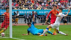 eský útoník Patrik Schick stílí gól ín a v souboji o 3. místo na China...