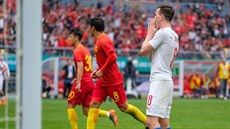 eský záloník Vladimír Darida v utkání China Cupu poté, co proti ín...