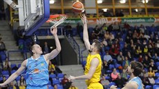 Martin Gniadek (ve lutém) z Opavy posílá mí do koe Olomoucka kolem Michala...