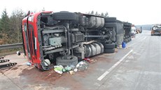 Kamion dnes ráno zablokoval dálnici D5 na Tachovsku smrem na Prahu. Nehoda se...