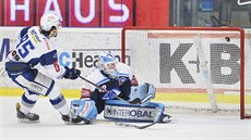 Zklamání hokejist Plzn po úvodním semifinále play off hokejové extraligy - ilustraní foto.