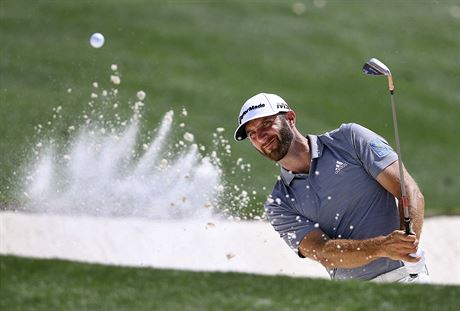 Dustin Johnson pi trninkovm kole ped Masters v August.