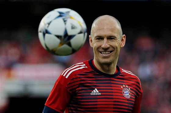 Arjen Robben z Bayernu Mnichov ped zápasem fotbalové Ligy mistr proti Seville.
