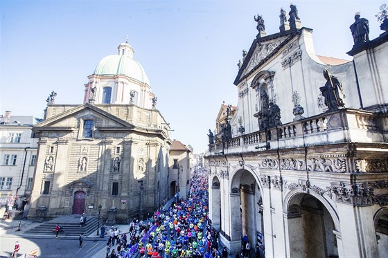 Momentka z loňského ročníku Pražského půlmaratonu
