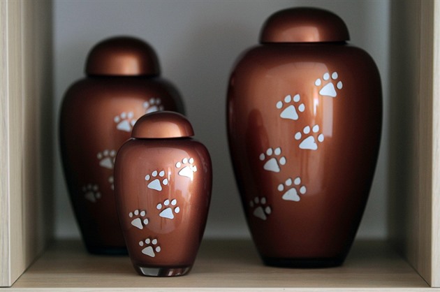 Zvíecí krematorium v Chodov je prvním zaízením, kde se v Karlovarském kraji...