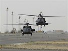 Afghántí piloti pebírají americké vrtulníky UH-60 Black Hawk (19. bezna 2018)