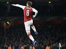Aaron Ramsey z Arsenalu slaví svojí krásnou trefu v utkání s CSKA Moskva.