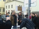 Protesty v Karlových Varech proti Andreji Babiovi