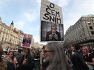 Protest na Václavském náměstí v Praze proti premiérovi v demisi Andreji Babišovi