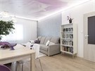 Nový obývací pokoj barevně navazuje na kuchyň,  fólie na stropě je po obvodu...