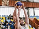 Pavel Novák na turnaji eské Tour v basketbalu 3x3 v Lounech.
