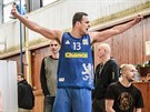 Ctirad Klimánek a jeho radost na turnaji eské Tour v basketbalu 3x3 v Lounech....