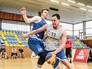 Ctirad Klimánek (13) na turnaji eské Tour v basketbalu 3x3 v Lounech.