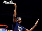 Mikal Bridges z Villanovy se síkou po vítzství v NCAA.