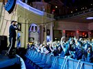 Zábr z koncertu britského rappera Donaea v londýnské Brixton Academy (12....