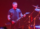 James Hetfield a Lars Ulrich z Metalliky na koncertu z Worldwired Tour v...