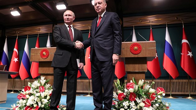 Rusk prezident Putin a tureck prezident Erdogan se setkali v Ankae. (3.4. 2018)