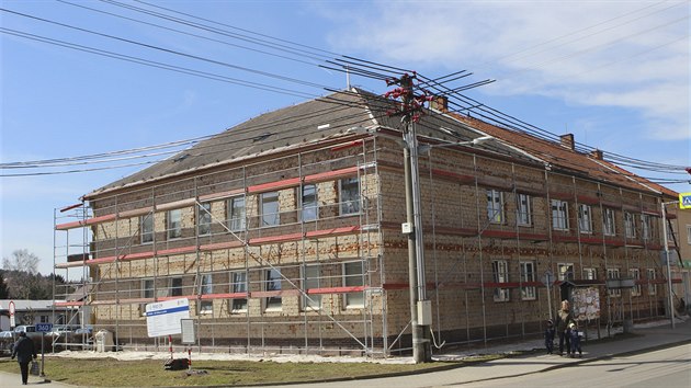 První budovou, která se v Křižanově dočká očištění od škodlivých látek související s nelegální výrobou drog, je zdravotní středisko.