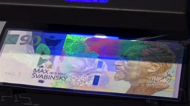 Státní tiskárna cenin představila nové ochranné prvky, které budou na tuzemských bankovkách.