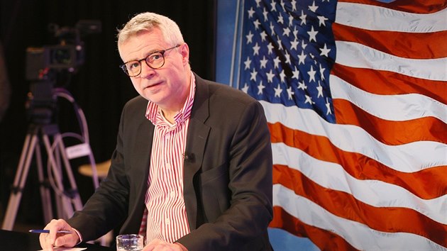 Bývalý diplomat v USA a Rusku Petr Kolář v diskusním pořadu iDNES.cz Rozstřel. (4. dubna 2018)