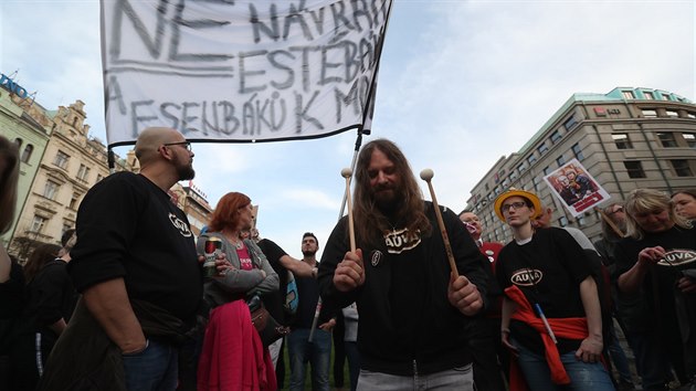 Praha 9.4..2018, Vclavsk nmst, demonstrace proti Andreji Babiovi