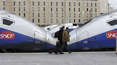 Spící chlouba francouzské eleznice TGV na nádraí v Marseille. (3.4.2018)