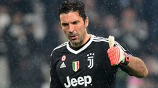 Branká Juventusu Gianluigi Buffon pi zápase Ligy mistr s Realem Madrid.