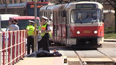 Chodec sráku s tramvají na zastávce Nádraí Stranice nepeil (6.4.2018)