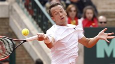 Nmecký tenista Philipp Kohlschreiber bhem Davis Cupu se panlskem.