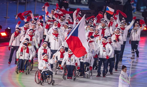 Český paralympijský tým na zahájení v Pchjongčchangu v roce 2018.