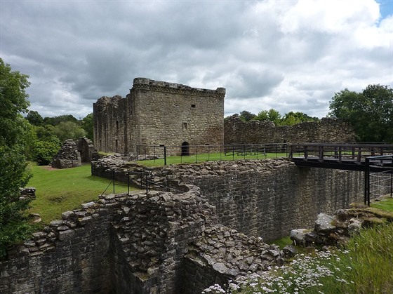 Skotský hrad Craignethan pochází ze 16. století.