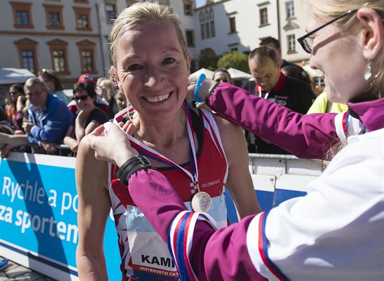 Vítzkou Mistrovství R v plmaratonu se stala Petra Kamínková.