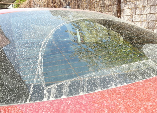 Nebe na východě Česka v neděli může zbarvit písek ze Sahary