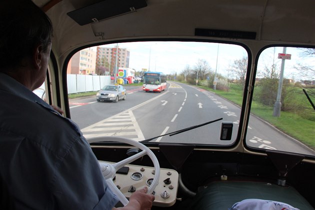 Velký den pro fanouky autobus