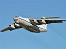 Iljuin Il-76  je tymotorový transportní letoun z poátku 70. let