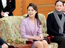 Ri Sol-ču, manželka severokorejského vůdce Kim Čong-una na jednání s čínskou...